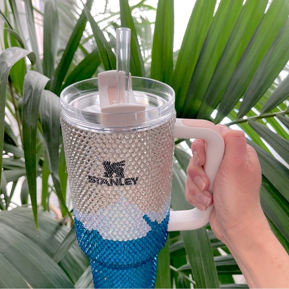 Stanley 40oz Quencher H2.O - Picture 10 of 13